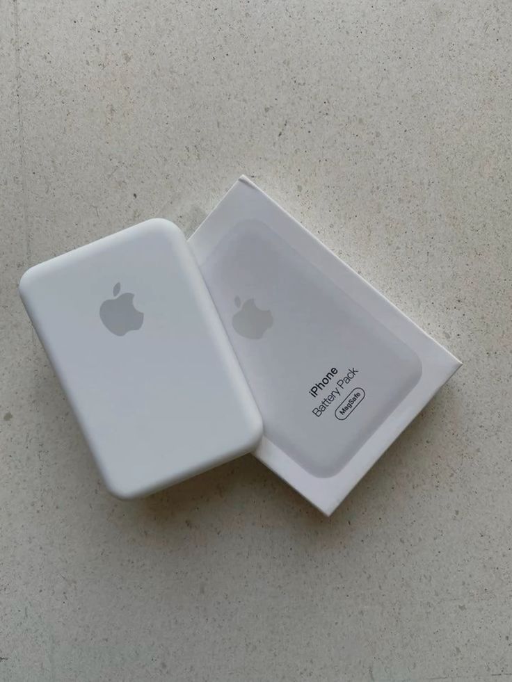 MAG-SAFE POWER BANK